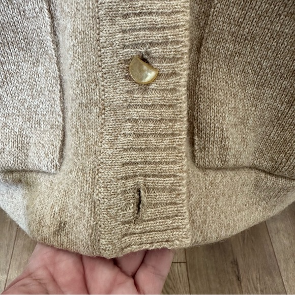St. Michael Women’s Tan Shetland Wool Cardigan Sweater Size 20 Made In Britain - Picture 4 of 7